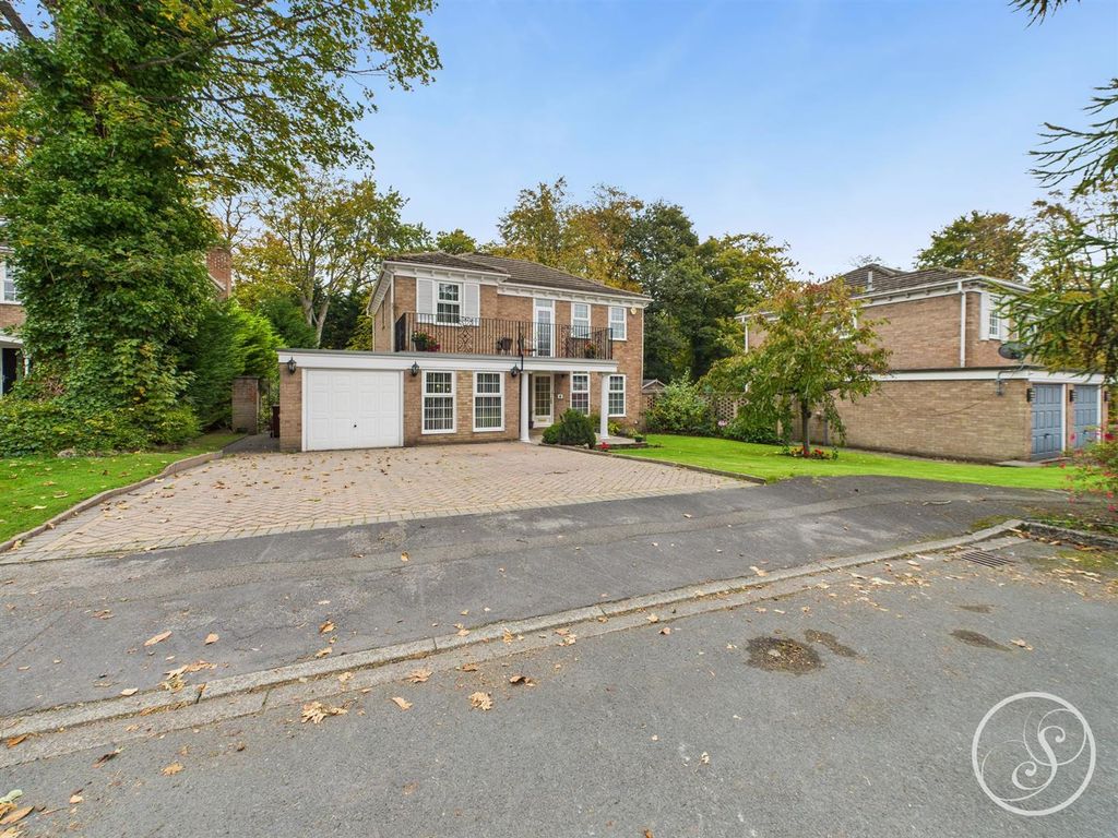 Property photo 1 of 30