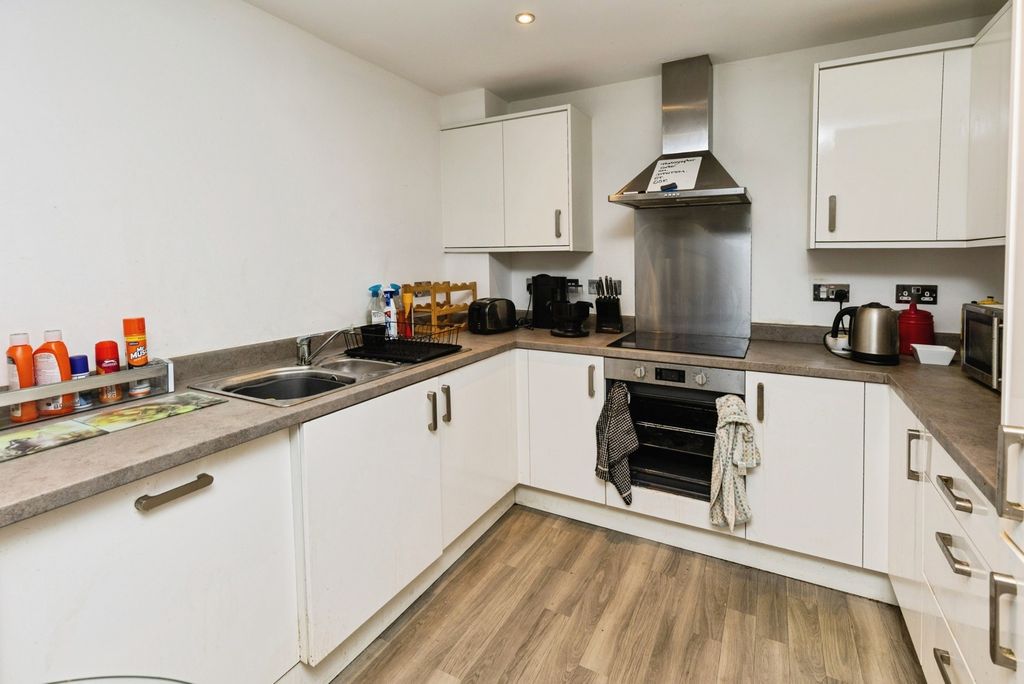 Property photo 2 of 12 Pbox-Img.Jpg