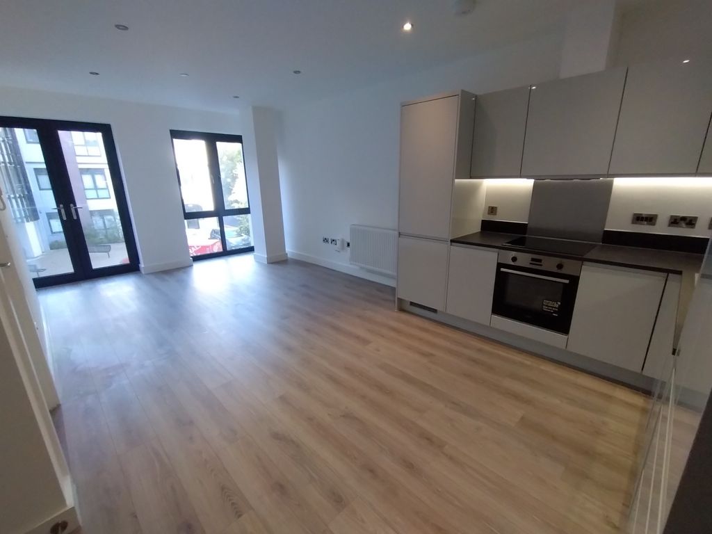 Property photo 2 of 7