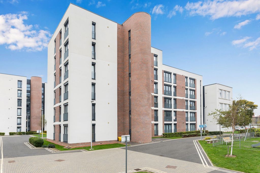 Property photo 1 of 16 Primary Property Image