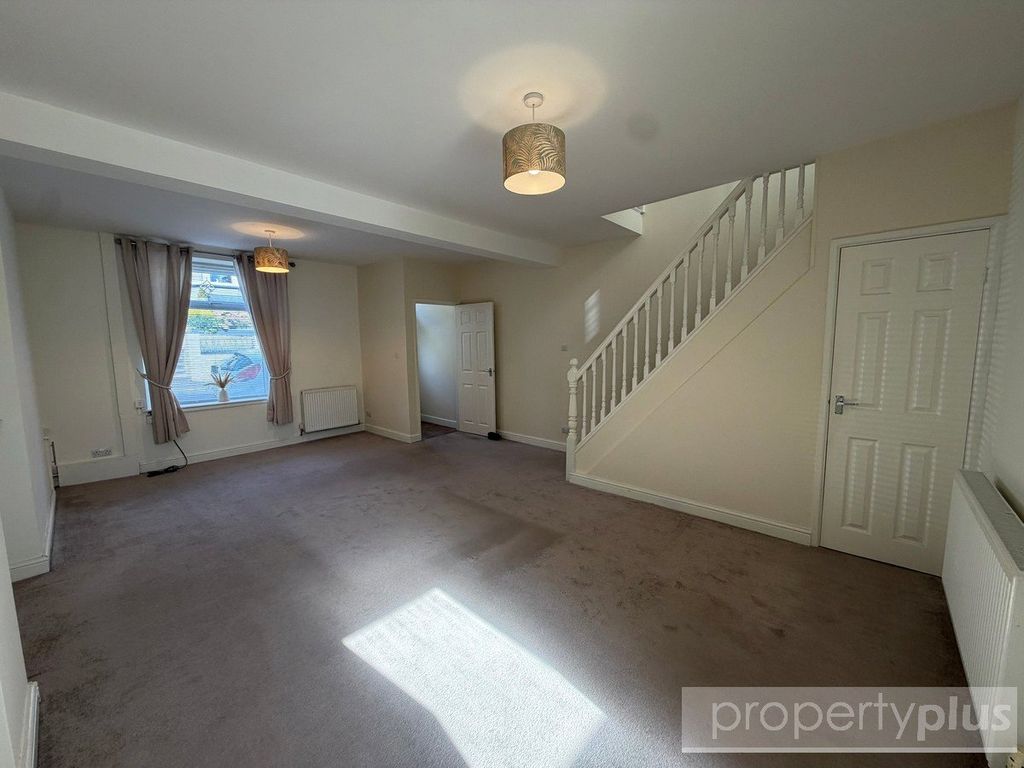 Property photo 3 of 12 Picture No. 20