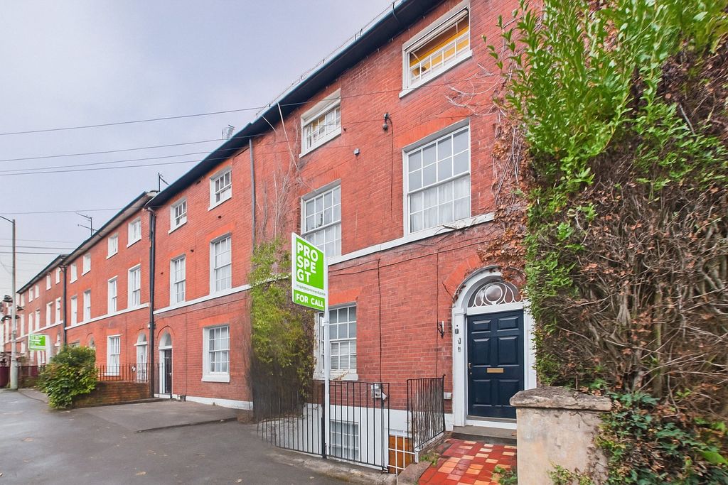 Property photo 1 of 5 Picture No. 06