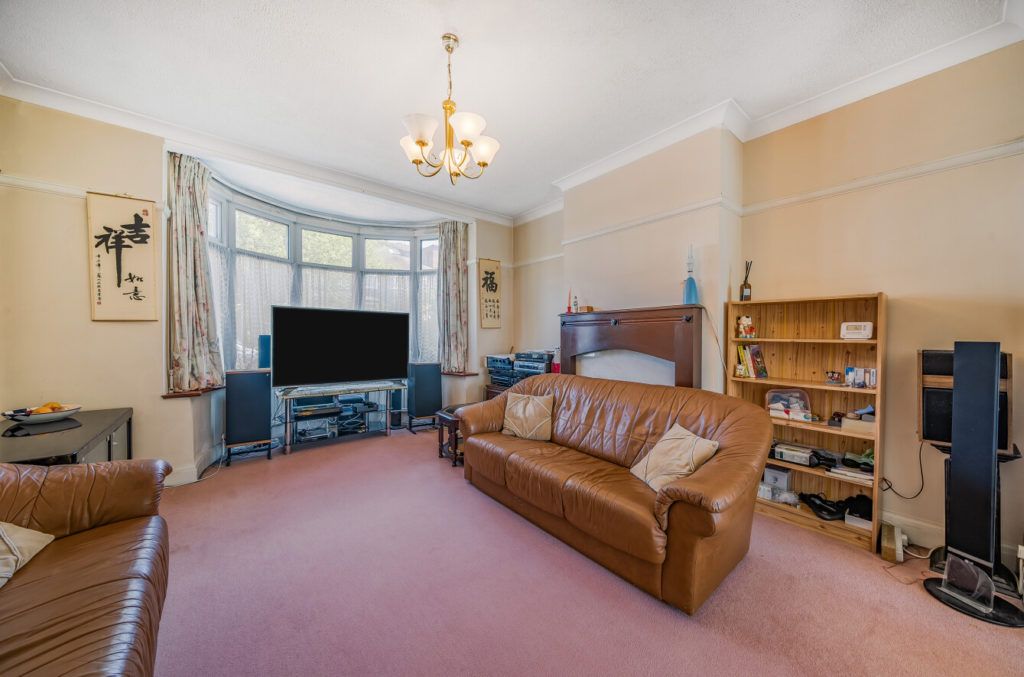 Property photo 2 of 22