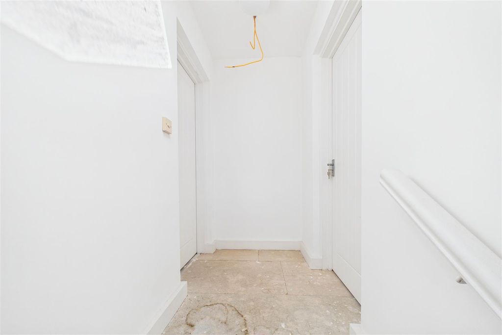 Additional image 36 of 4 bed flat for saleHighridge Road, Bishopsworth, Bristol BS13