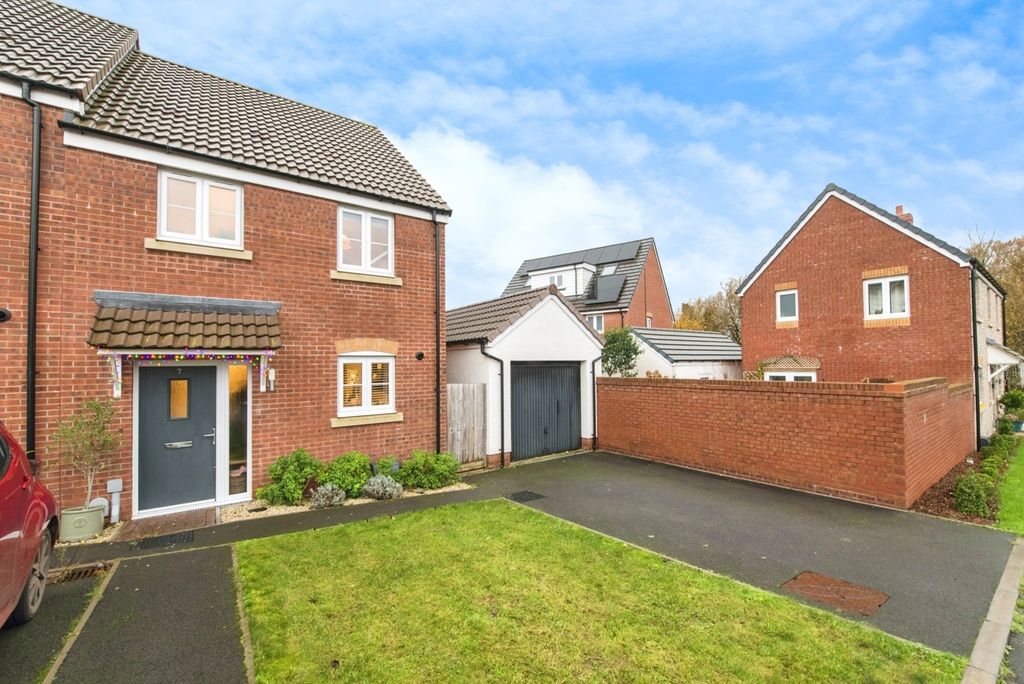 Property photo 1 of 20 Pbox-Img.Jpg