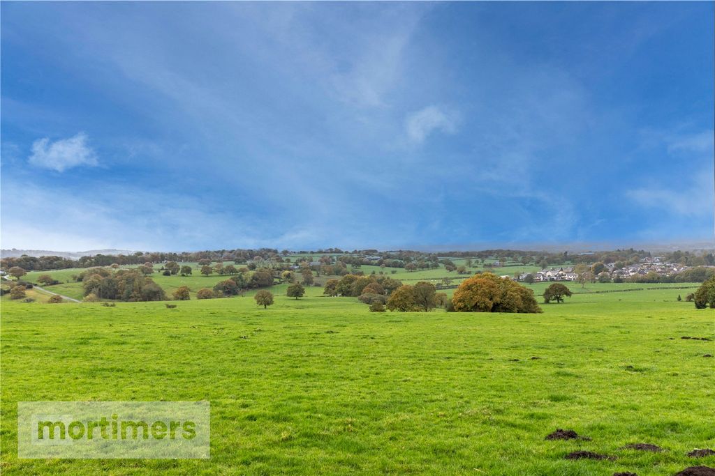 Property photo 2 of 26 Views