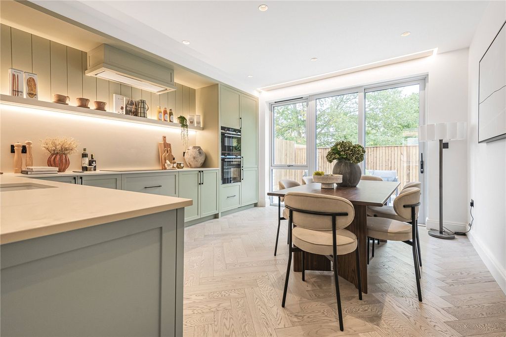 Property photo 3 of 27 Picture No. 52