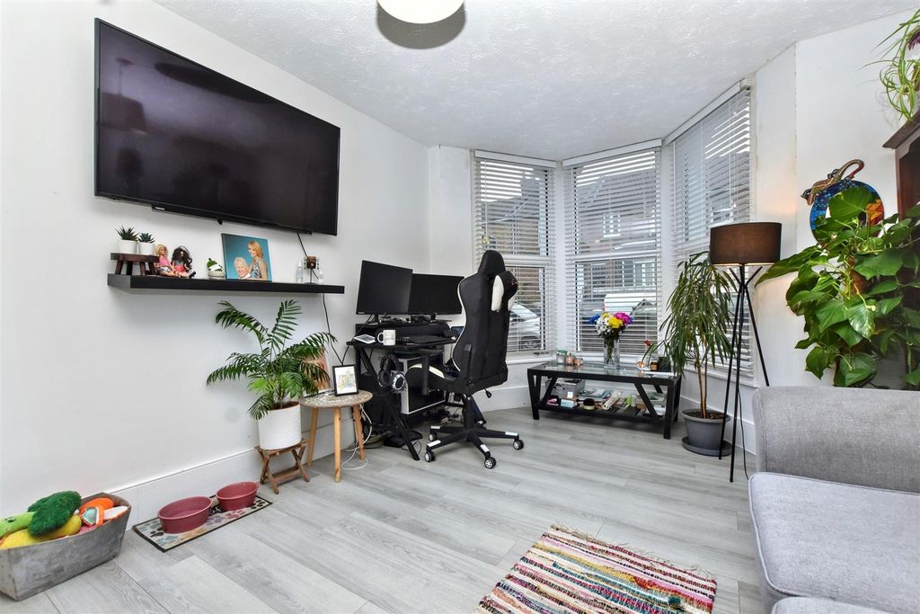 Additional image 7 of 1 bed flat for saleLangney Road, Eastbourne BN21