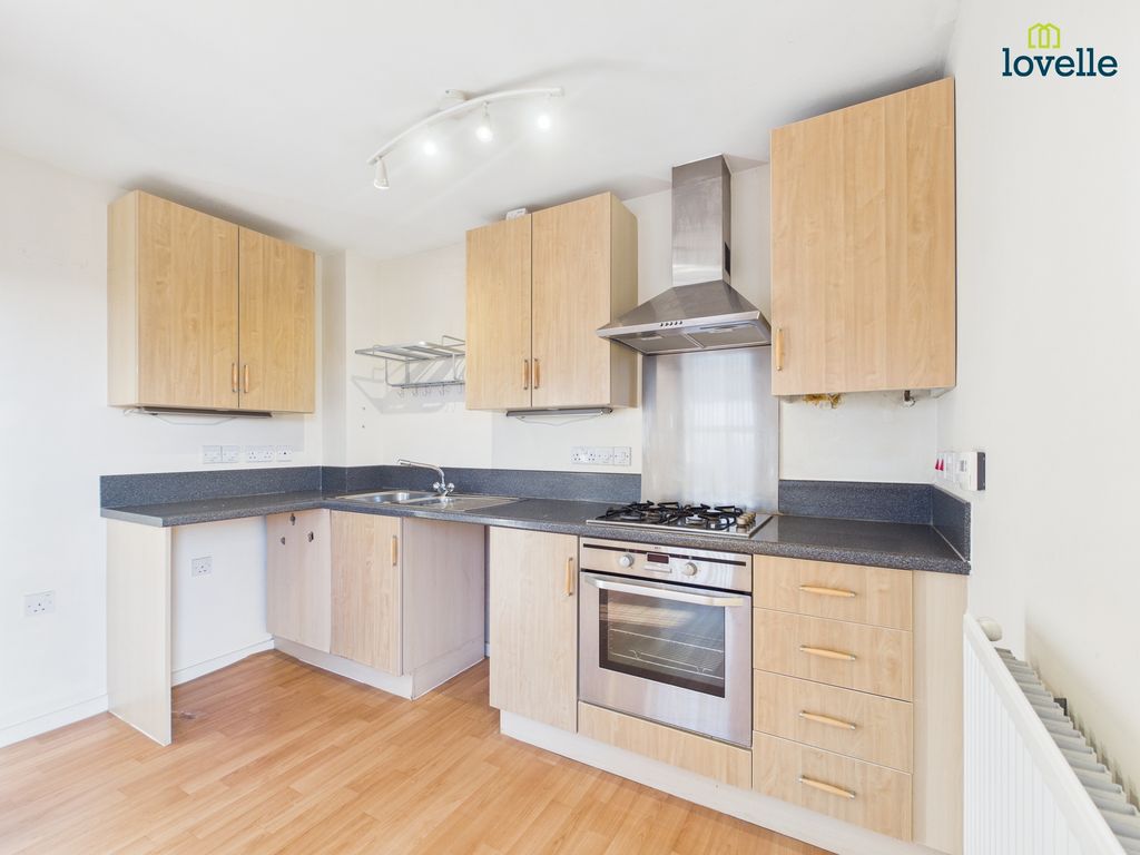 Property photo 3 of 13