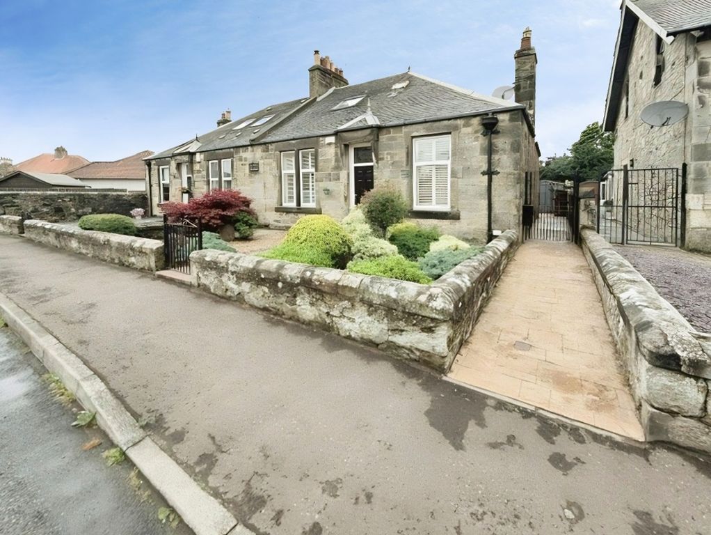 Property photo 1 of 38