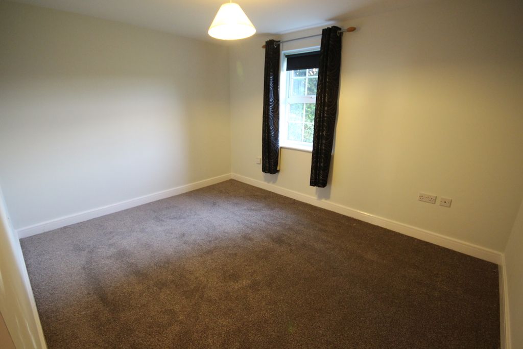 Property photo 3 of 9 Img_5214