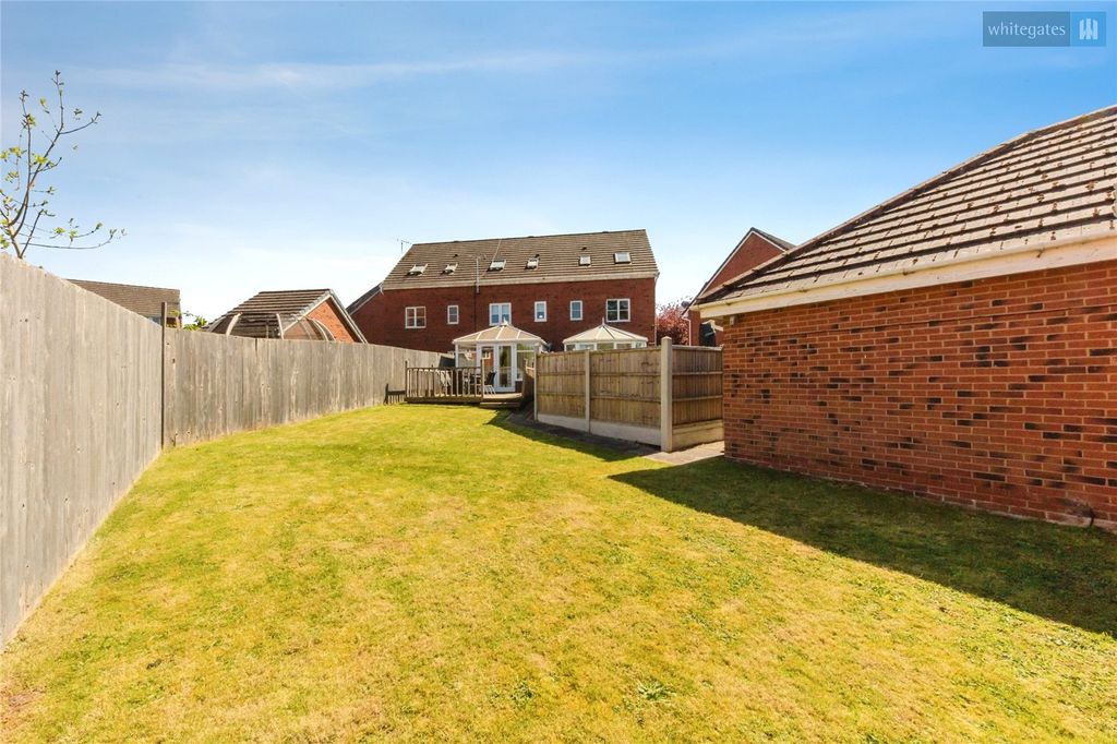 Property photo 2 of 21 Picture No. 28