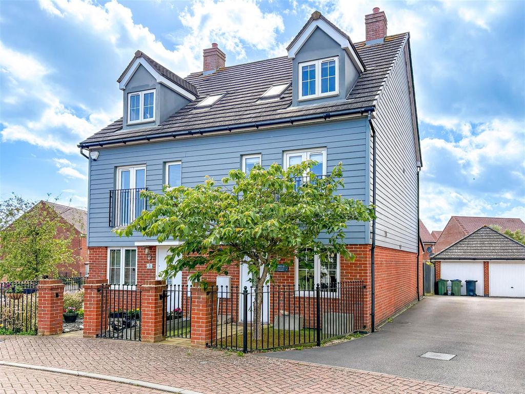 Property photo 1 of 31 Image00004.Jpg