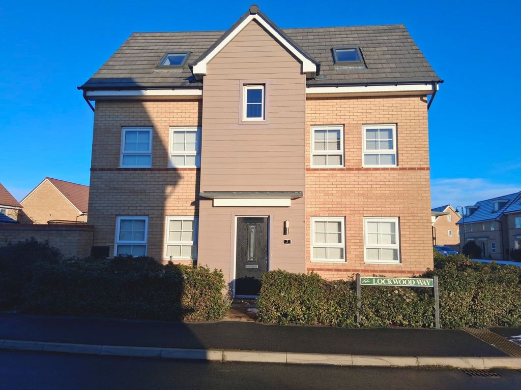 Property photo 1 of 14 Front