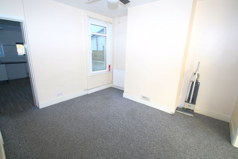 Property photo 3 of 11 Photo 3