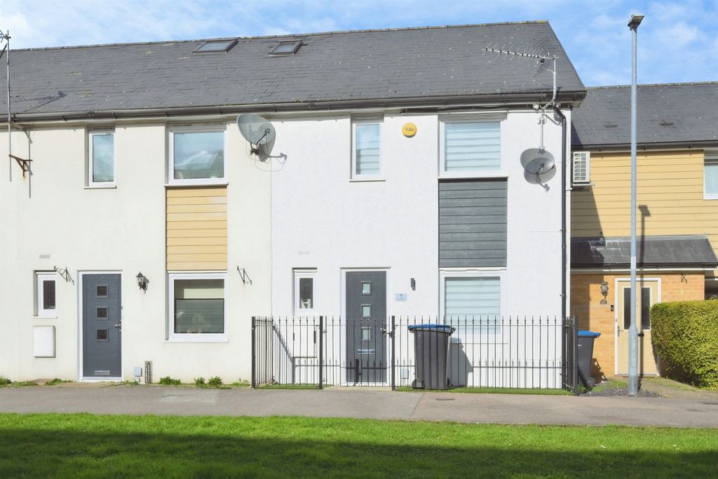 Property photo 1 of 19