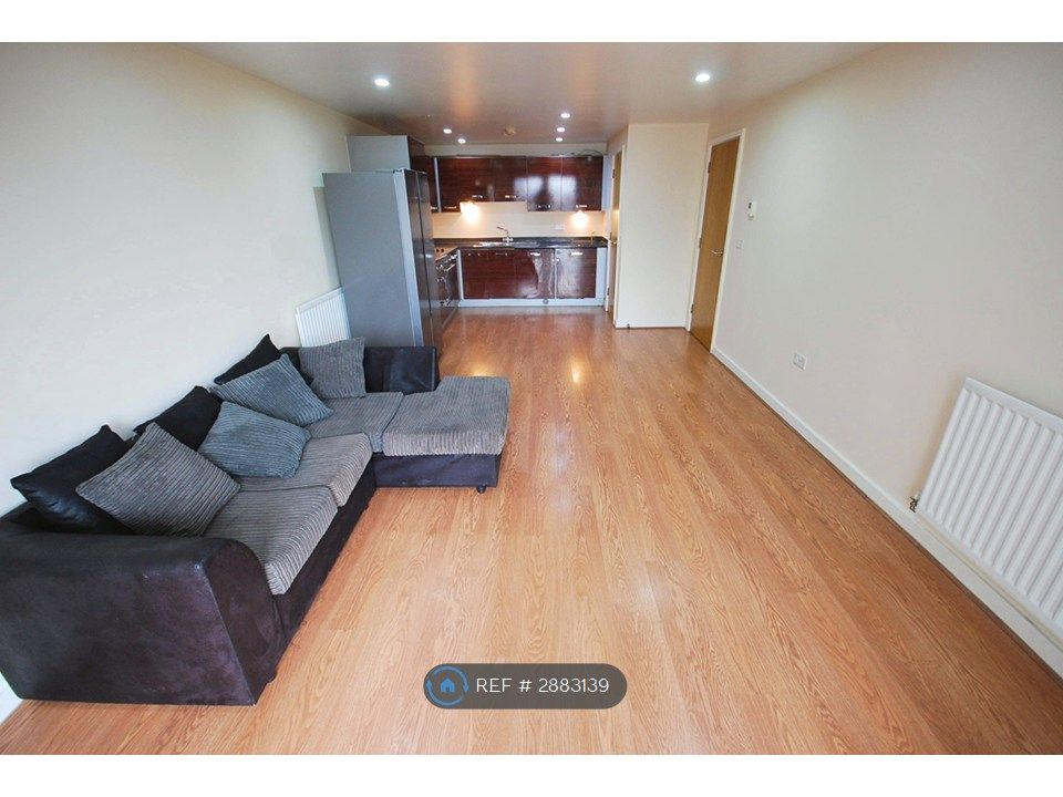 Property photo 2 of 10 Living