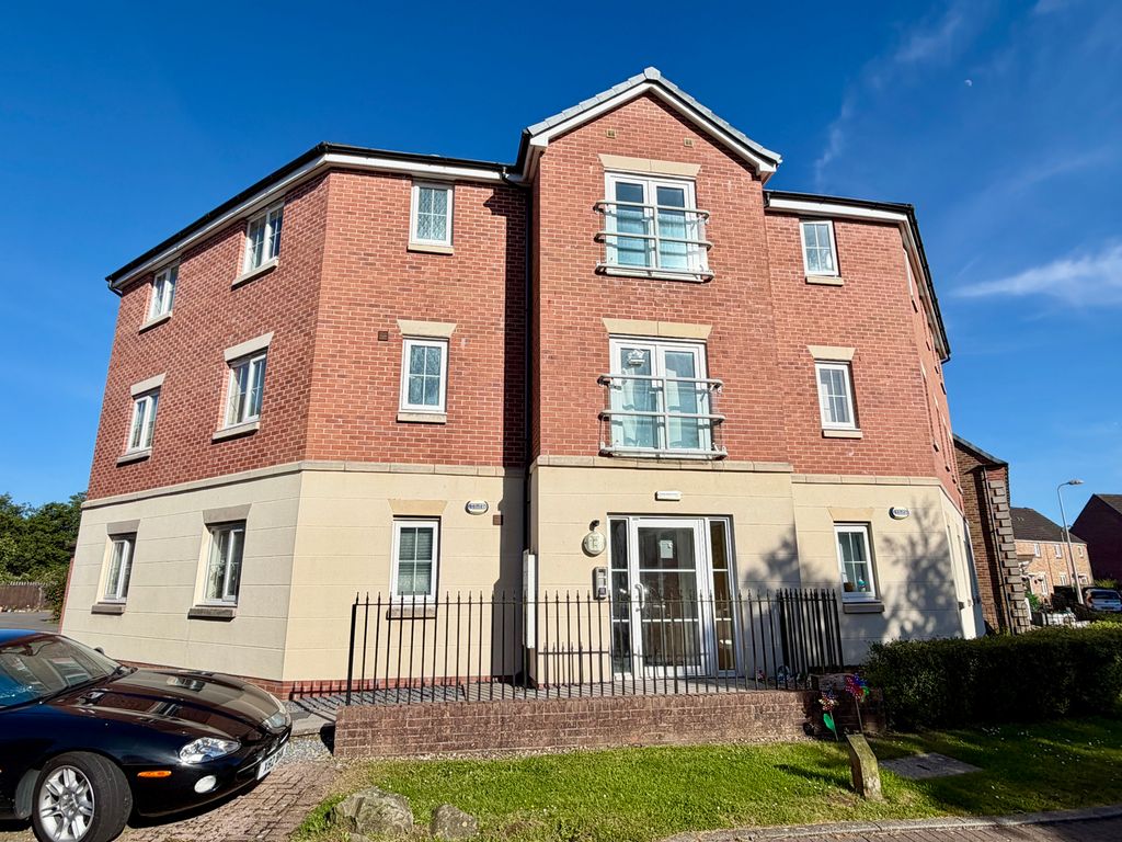 Property photo 3 of 13 Front View Of The Building Of 6 Flats