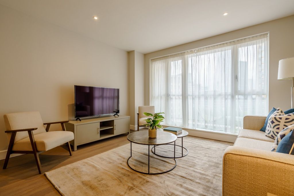 Property photo 3 of 14 Picture No. 05