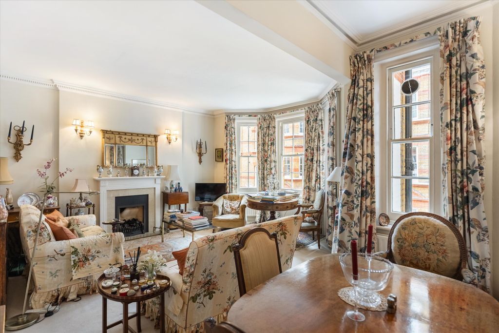 Property photo 2 of 13 Image