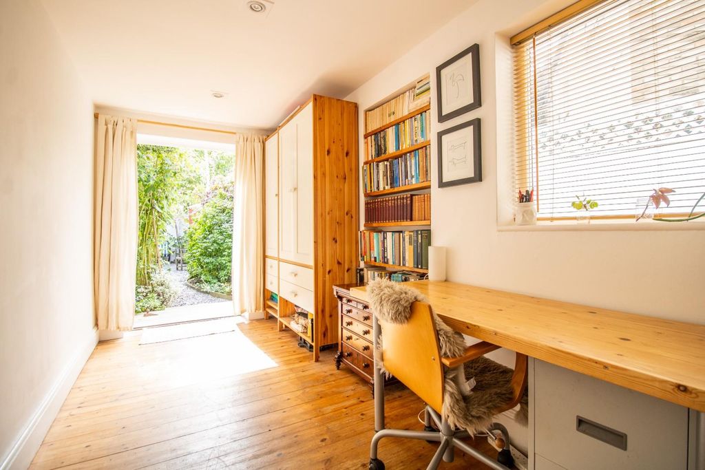 Property photo 3 of 18 Img_6297.Jpg
