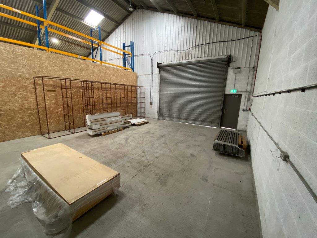 Property photo 2 of 6