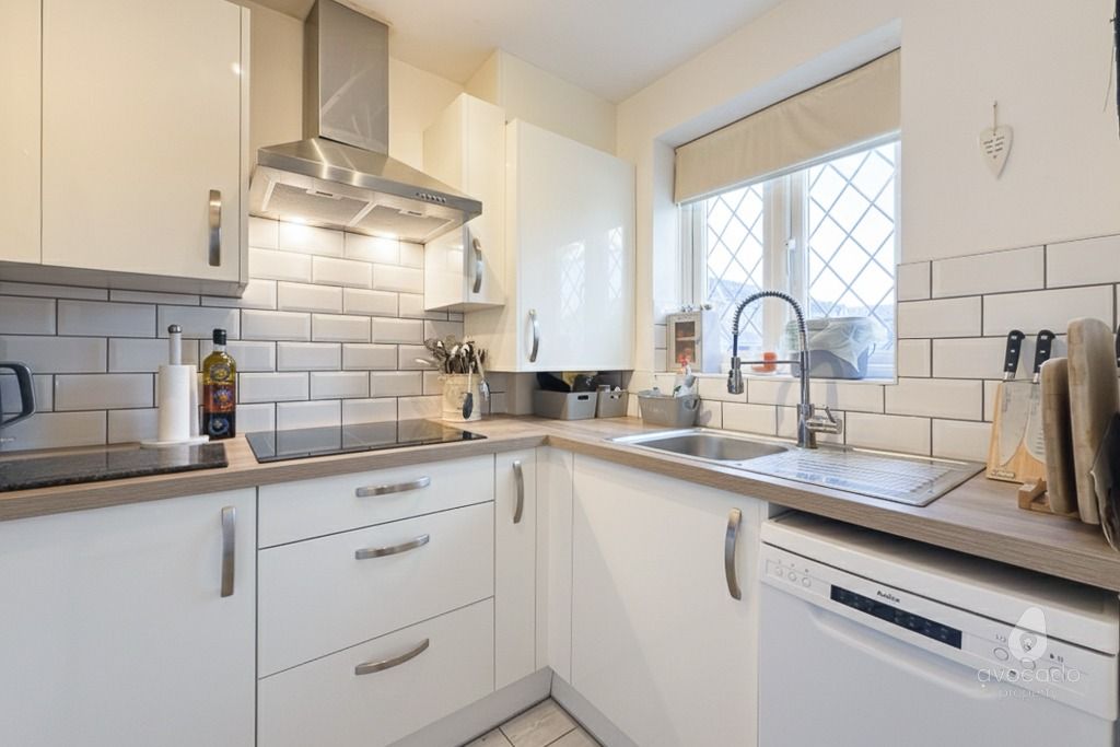 Property photo 3 of 13 4332394