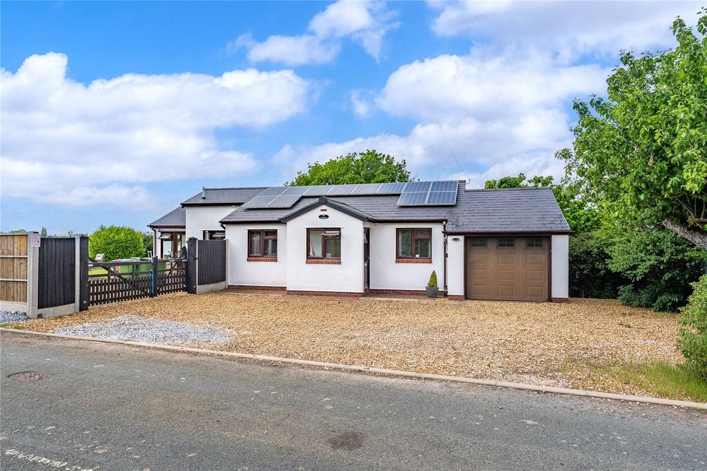 Property photo 1 of 38 Picture No. 23