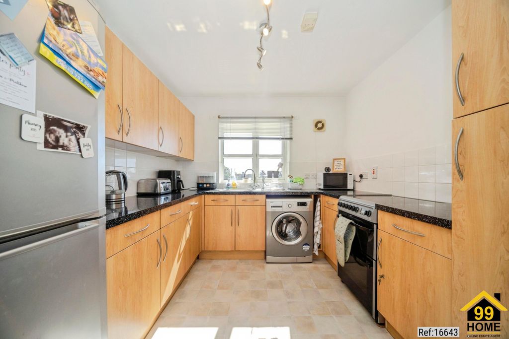 Additional image 6 of 2 bed flat for saleCharterhouse Close, Brackley NN13