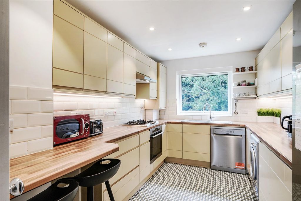 Property photo 2 of 14 125 Park Lane - Zcnn14Bqwyhrxo0Nbnfm.Jpg