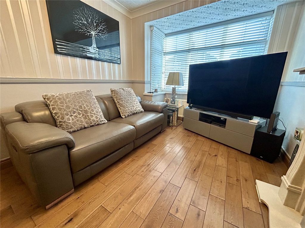 Property photo 3 of 23 Living Room