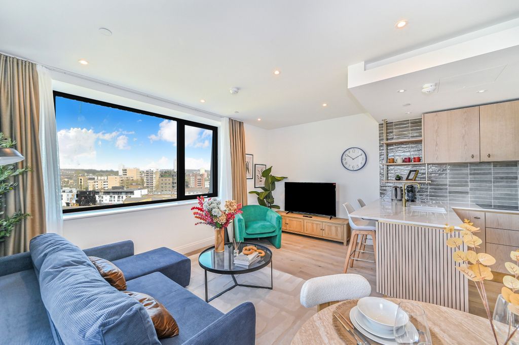 Property photo 3 of 15 Photo 3