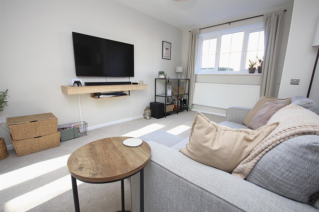 Property photo 3 of 11 Img_8091.Jpg