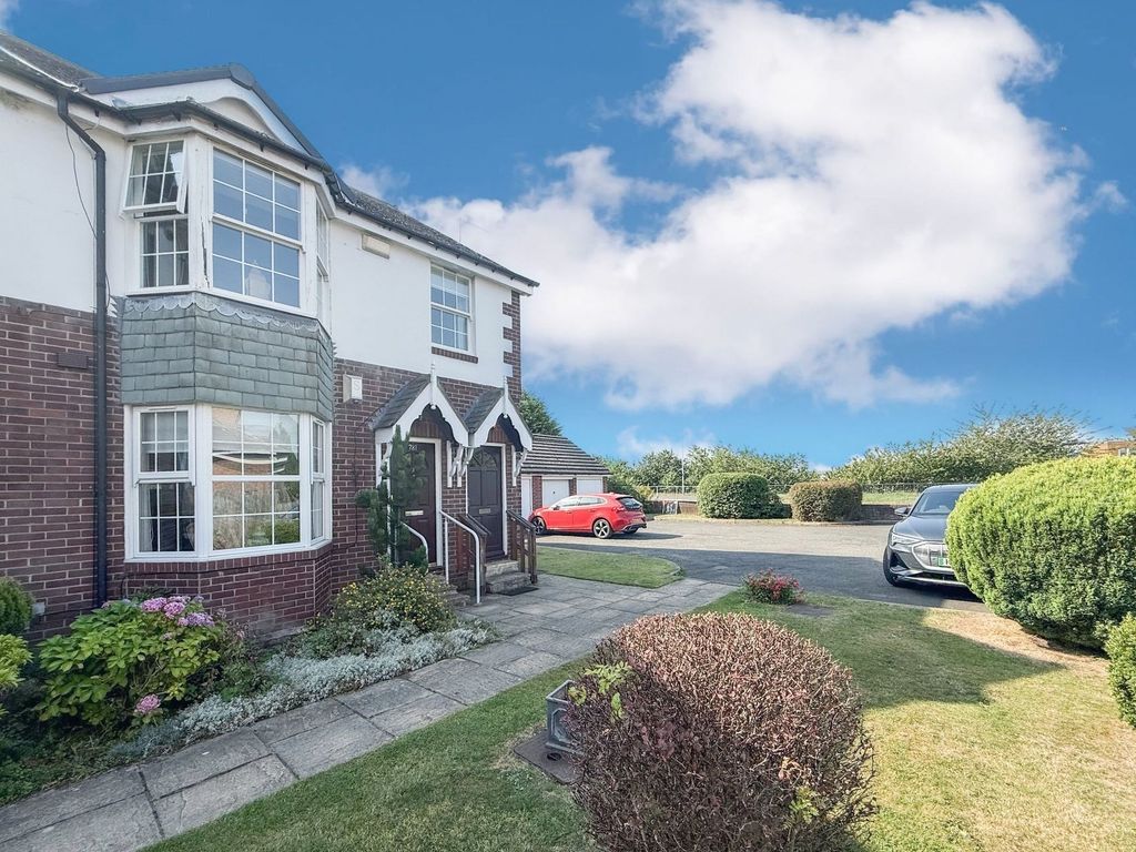 Property photo 1 of 10 External