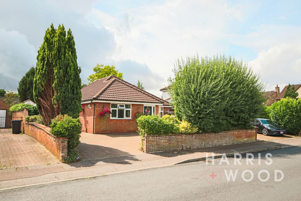 Property photo 1 of 27 4401080