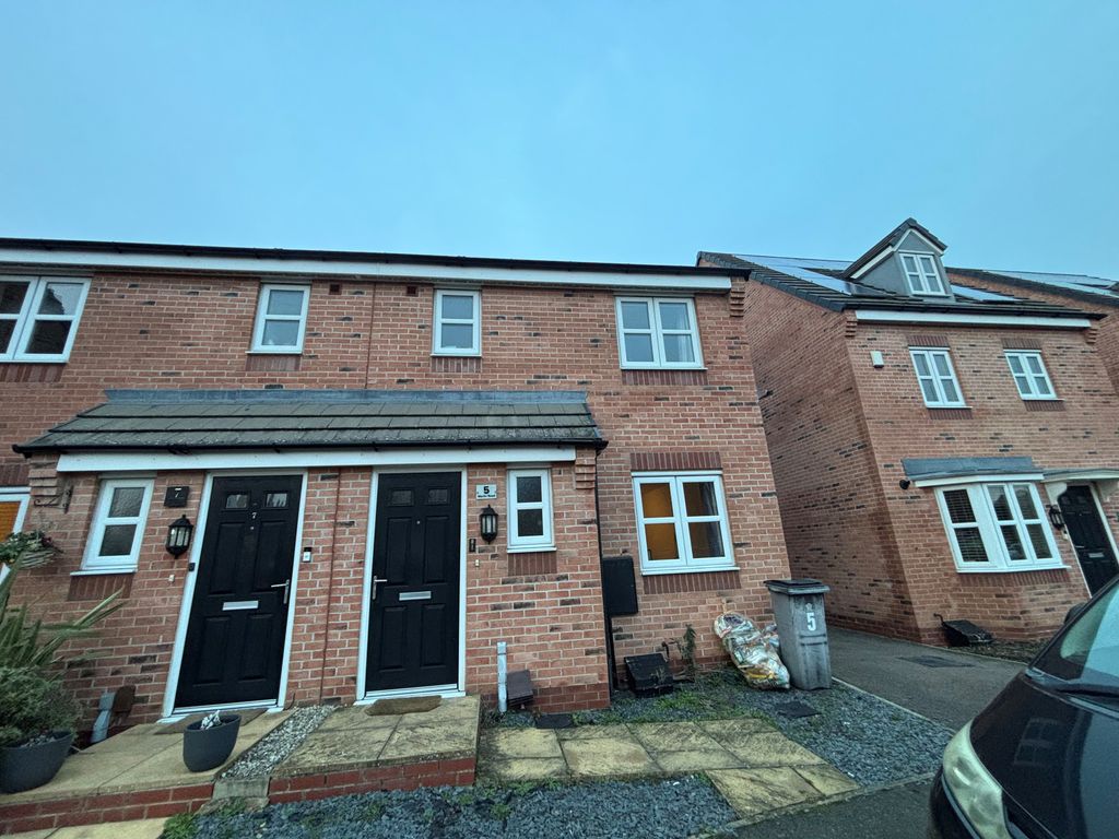 Property photo 1 of 8