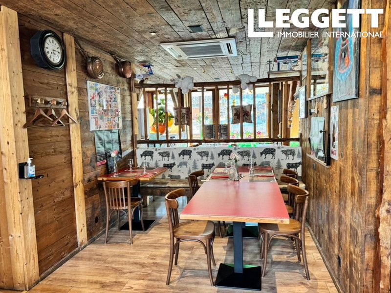 Property photo 2 of 10