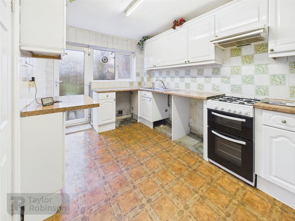 Property photo 3 of 12 Cam02600G0-Pr0636-Still008.Jpg