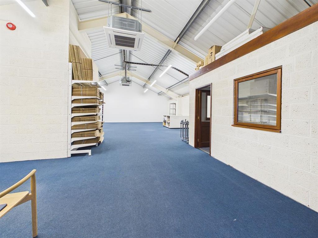 Property photo 2 of 5 Photo