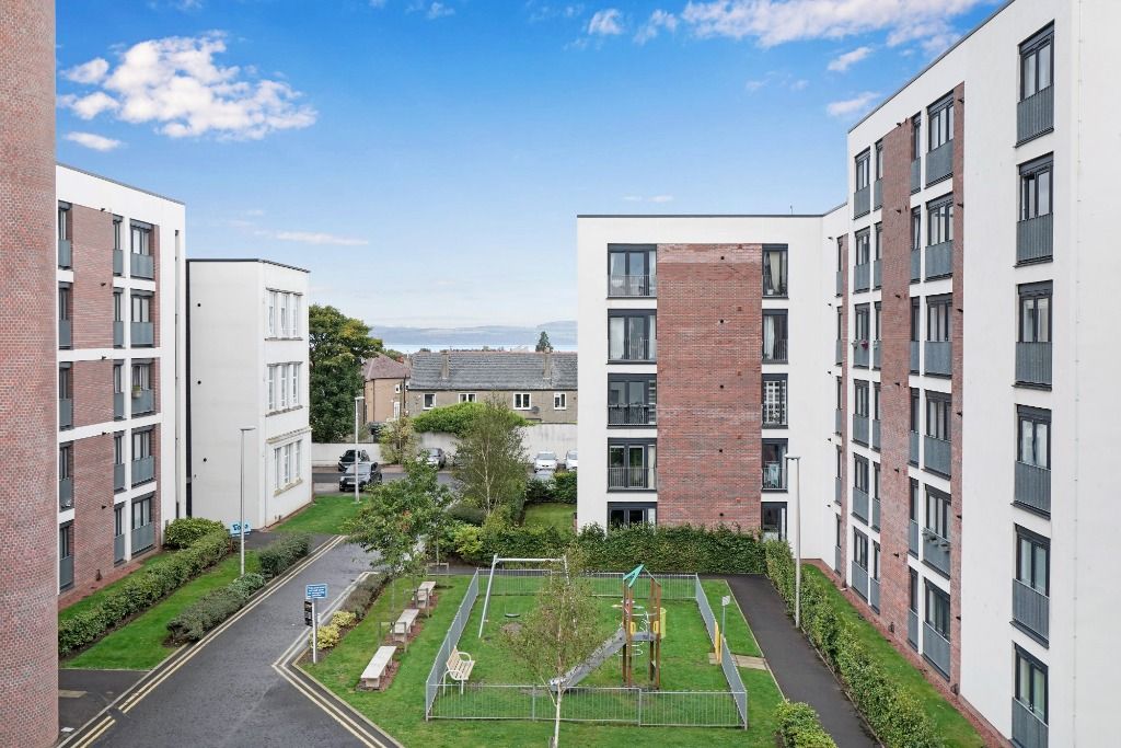 Property photo 2 of 18 Photo 2