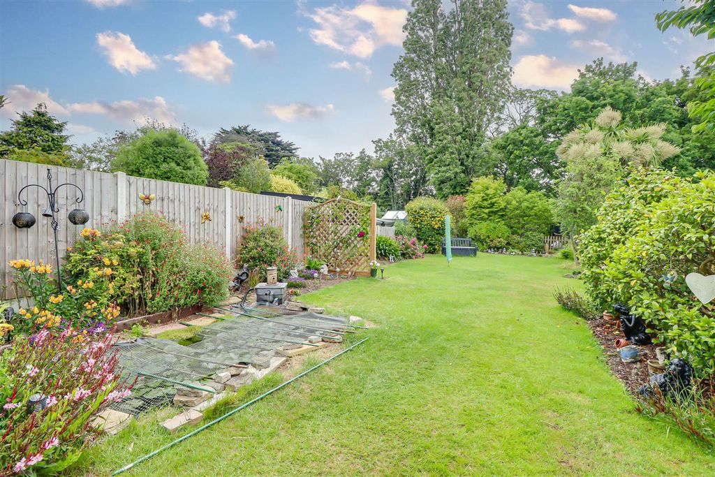 Property photo 2 of 26