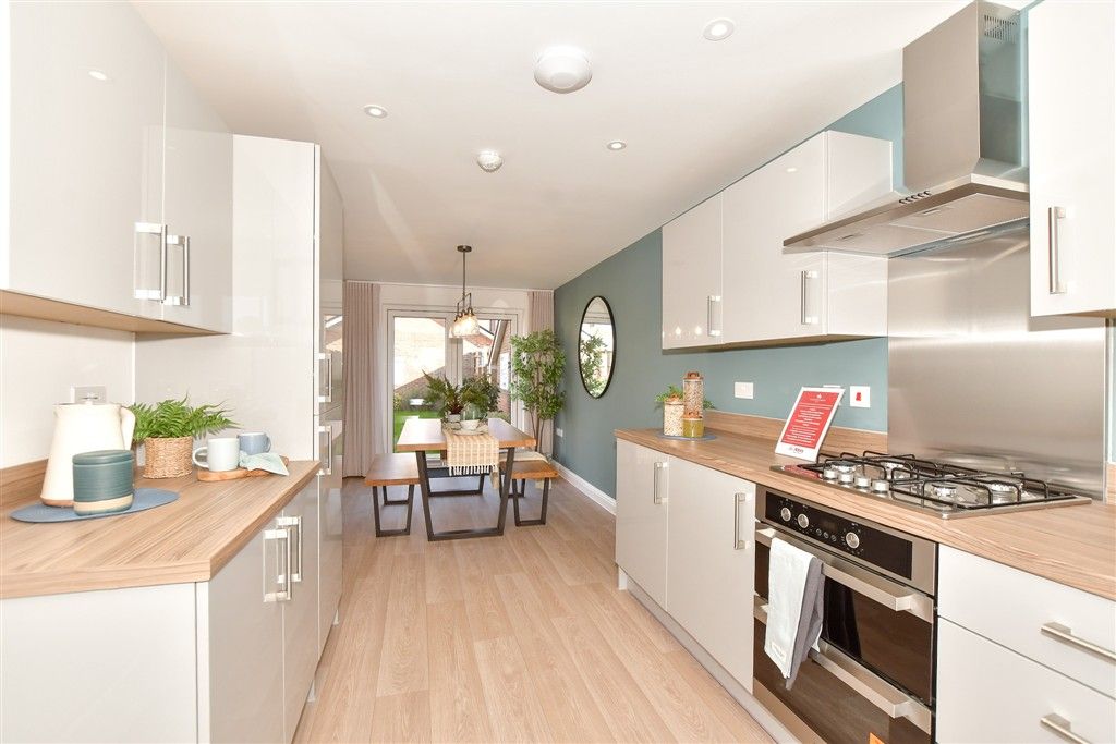 Property photo 1 of 16 Kitchen Breakfast Room