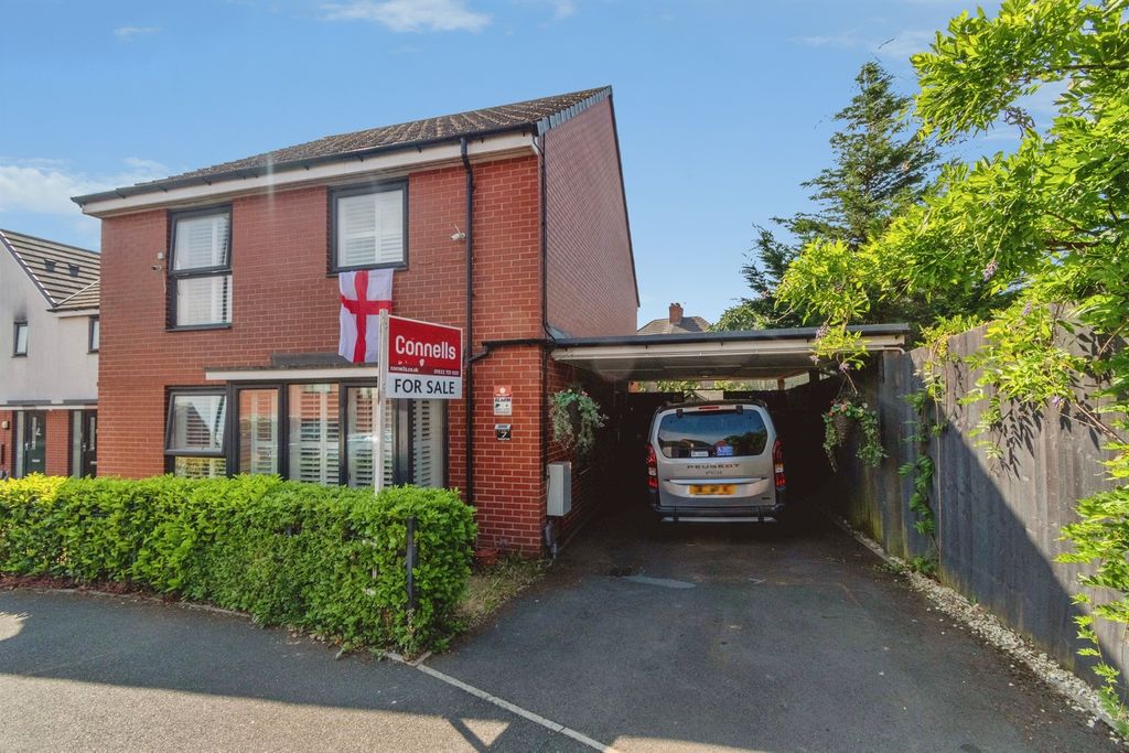 Property photo 1 of 13