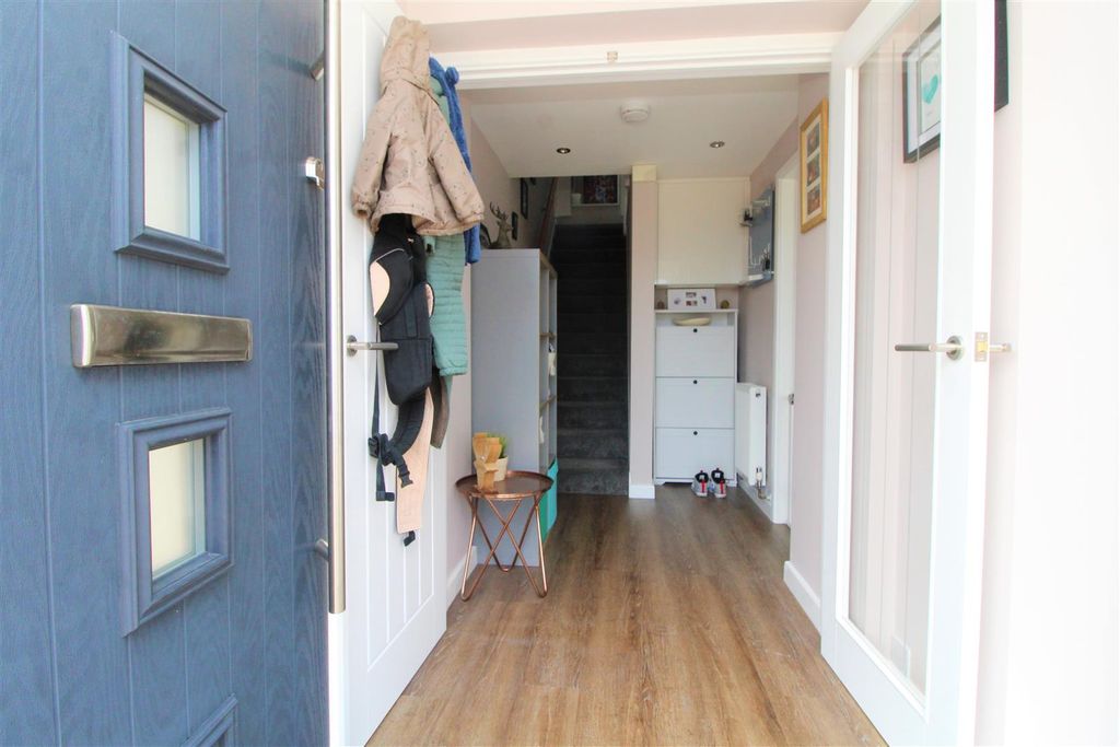 Property photo 2 of 15 Img_5560.Jpg