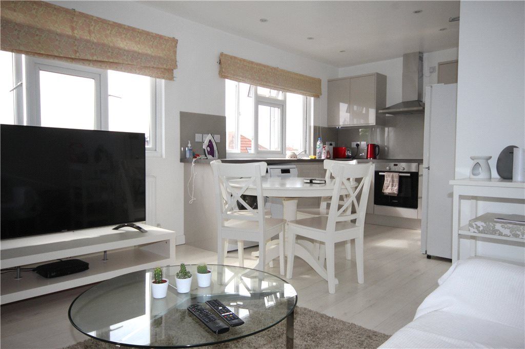 Property photo 2 of 7 Reception/Kitchen