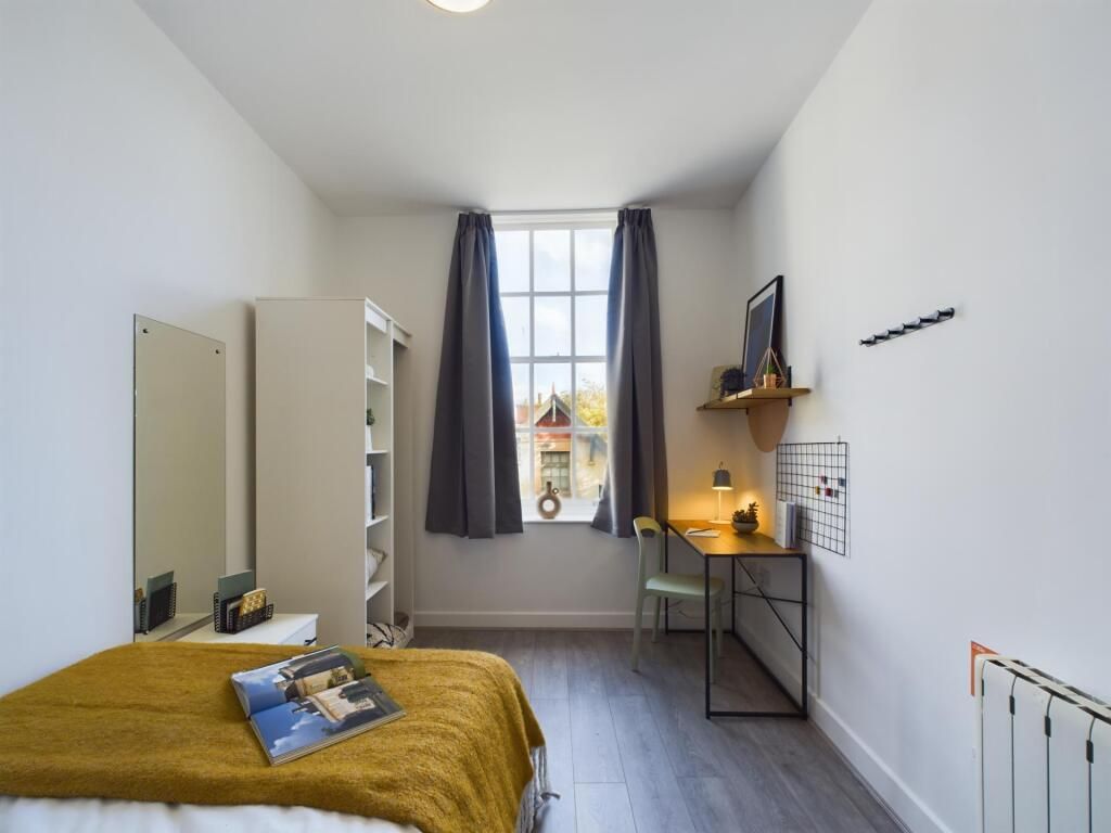 Property photo 3 of 10