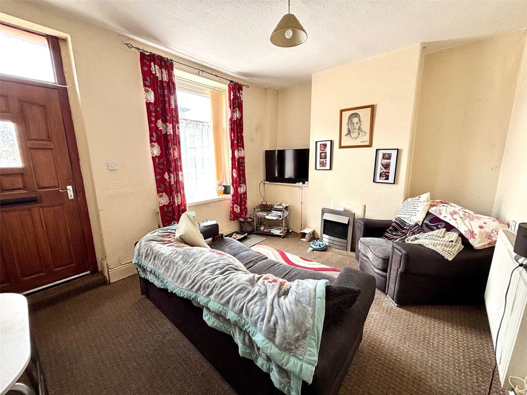 Property photo 2 of 8 Picture No. 01