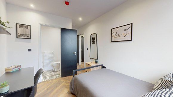 Property photo 3 of 19 8640383.Jpg