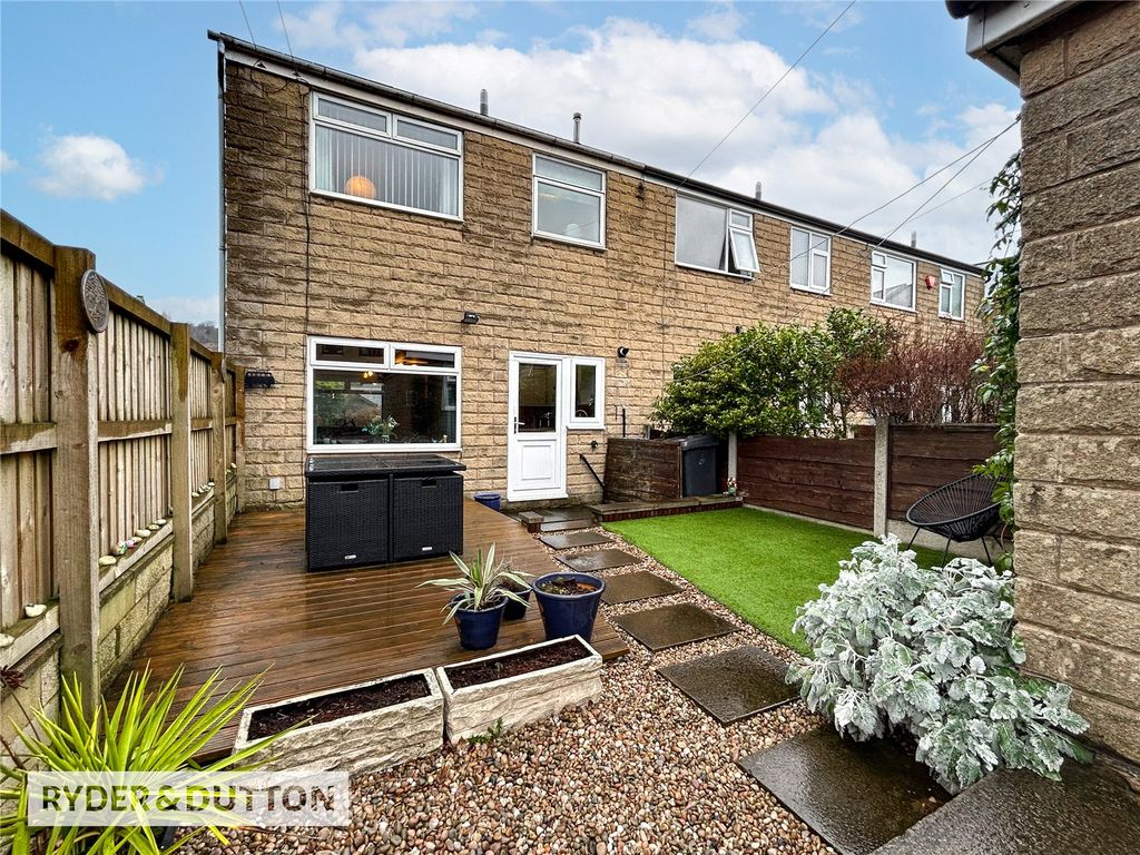 Property photo 2 of 25 Rear Garden