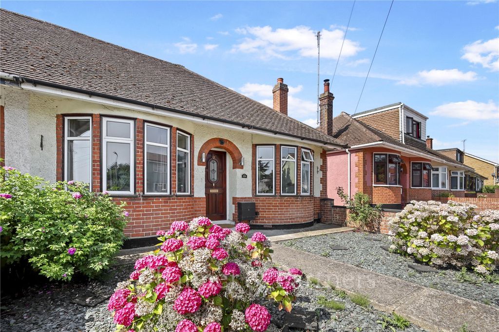 Property photo 1 of 17 Picture No. 01